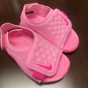 NIKE sandles